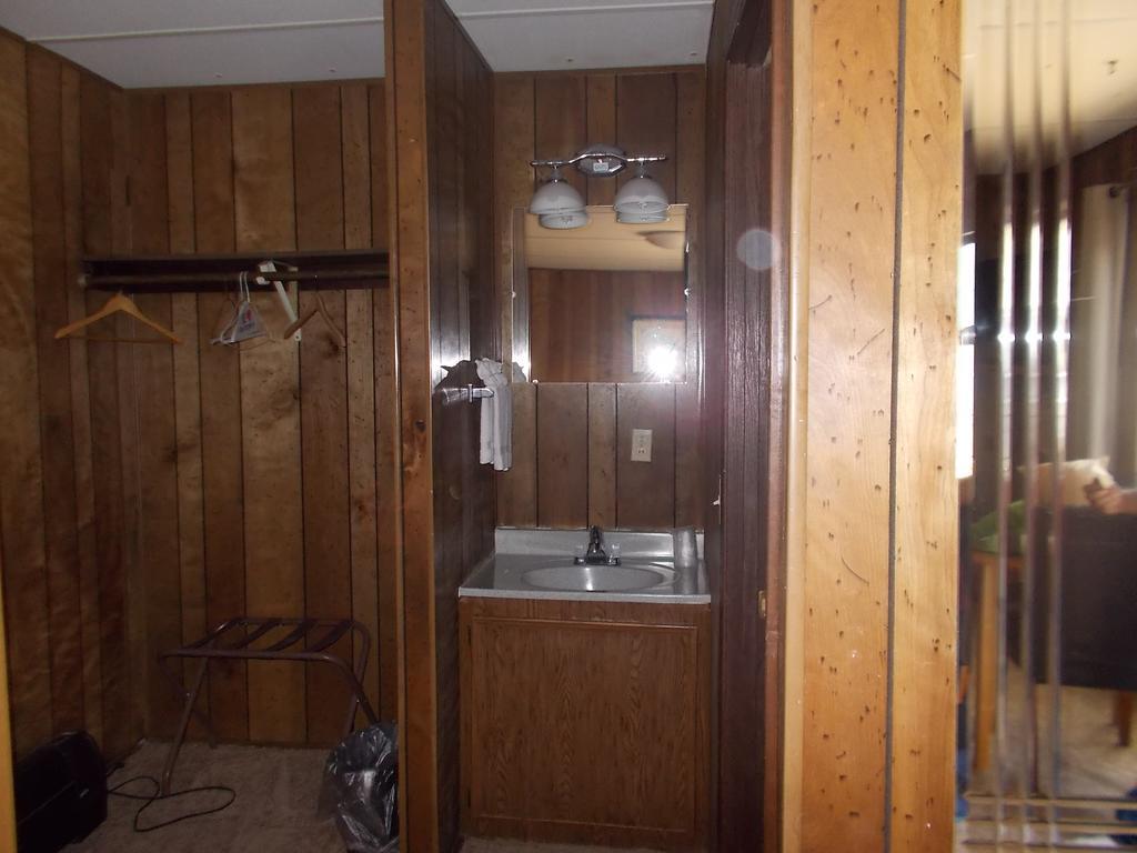 Atomic Inn Beatty Near Death Valley Εξωτερικό φωτογραφία